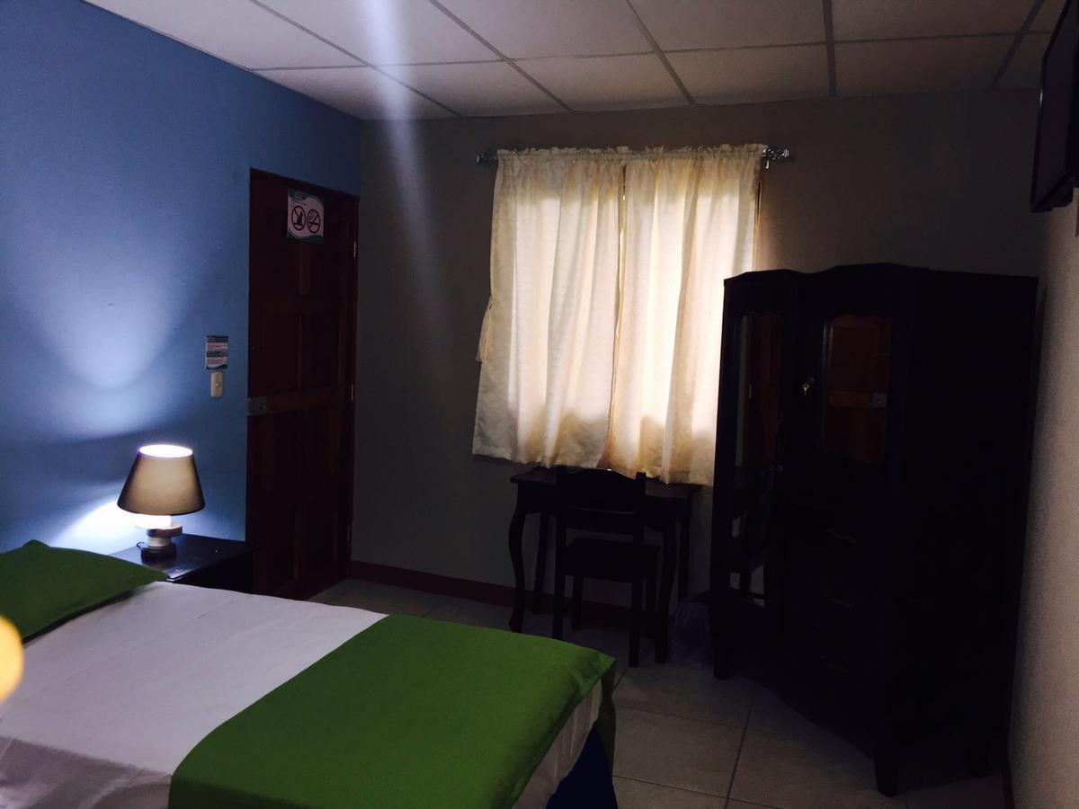 Hotel Casa De Angeles Манагуа Екстериор снимка