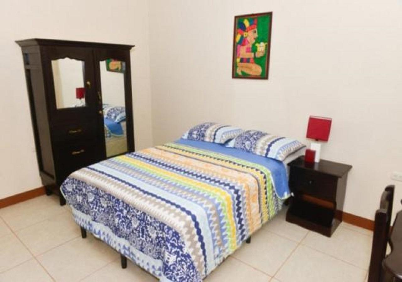 Hotel Casa De Angeles Манагуа Екстериор снимка